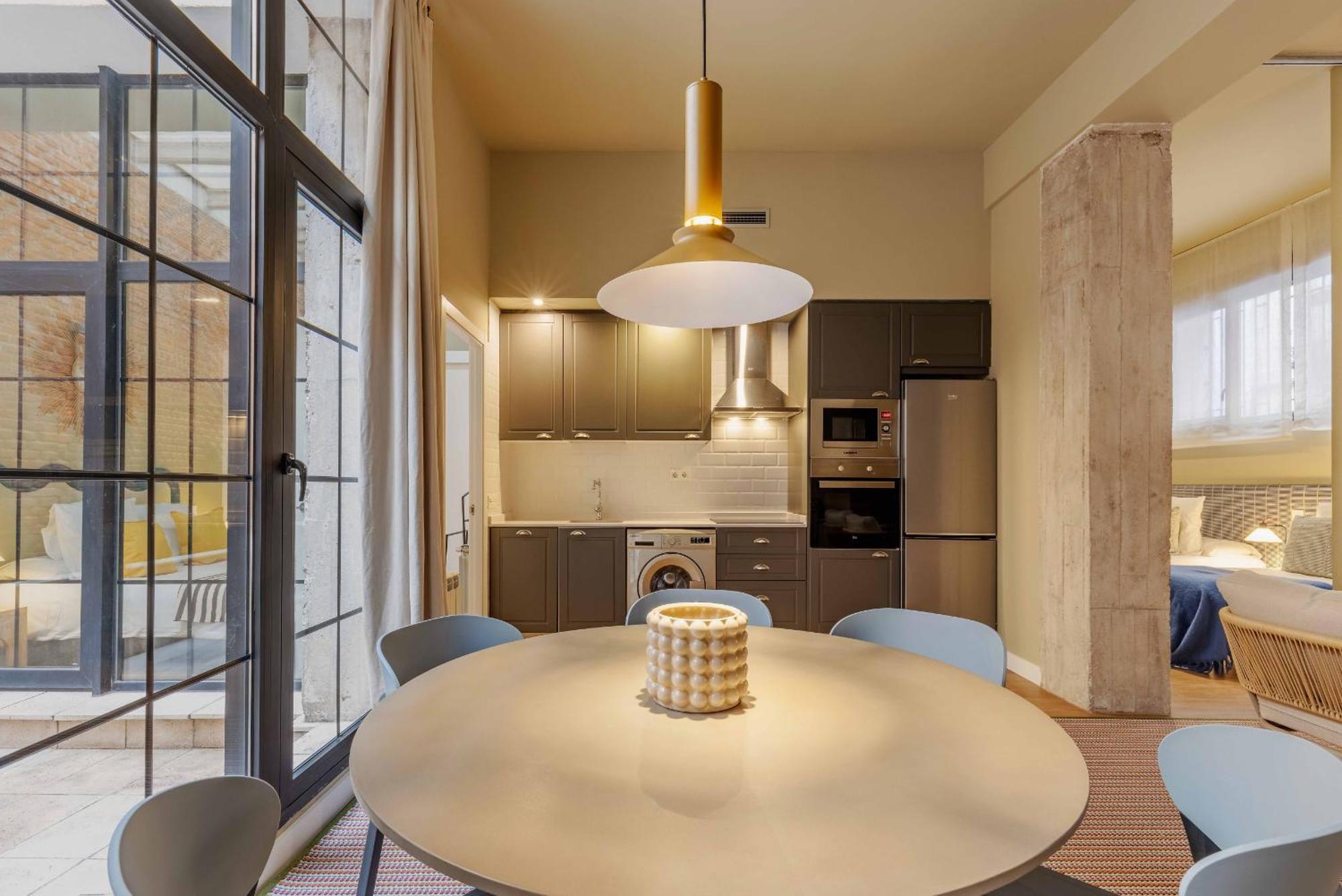 Nomad Latina En Madrid Appartement Buitenkant foto